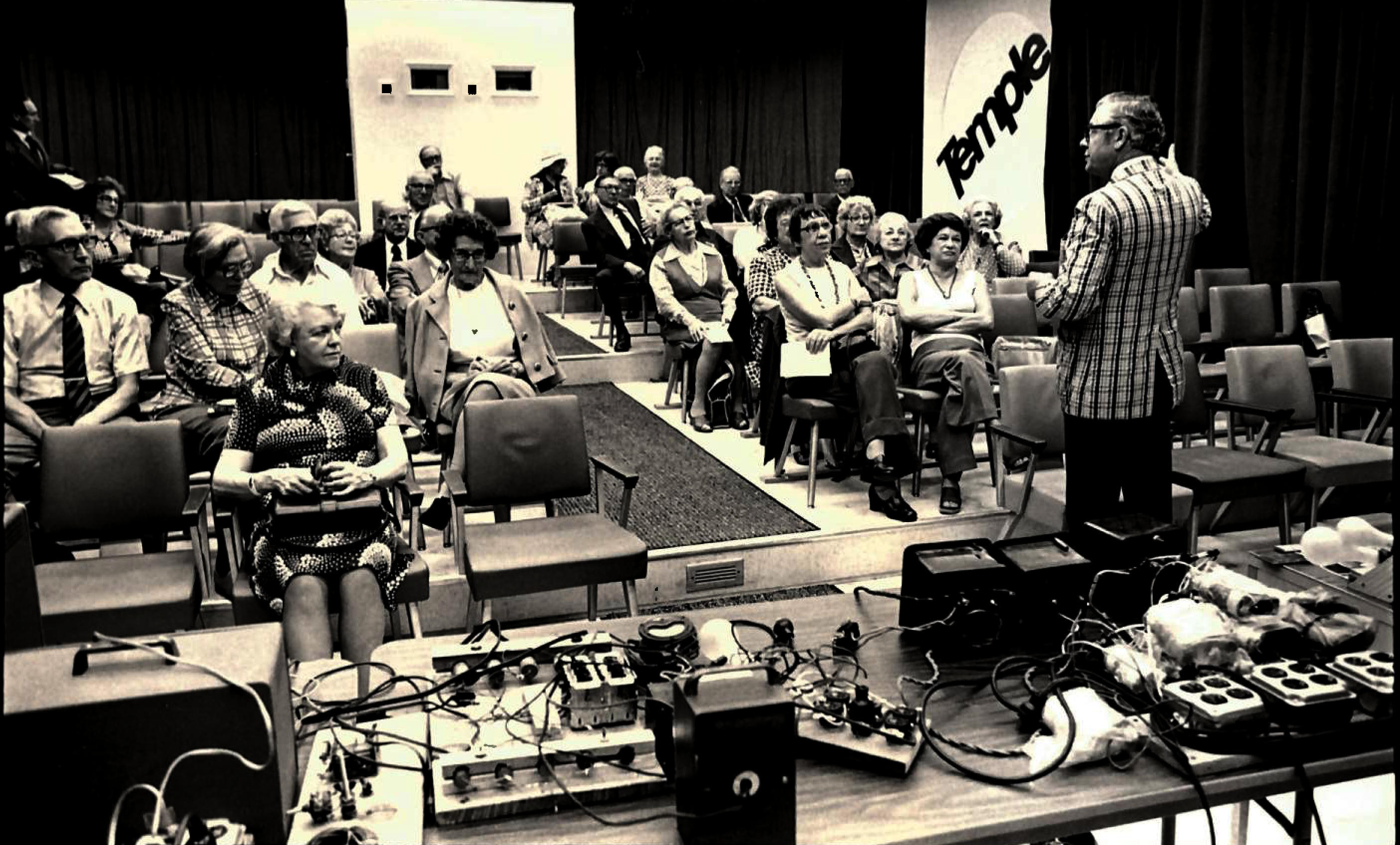 A class for retired persons at Temple University in the 1970s